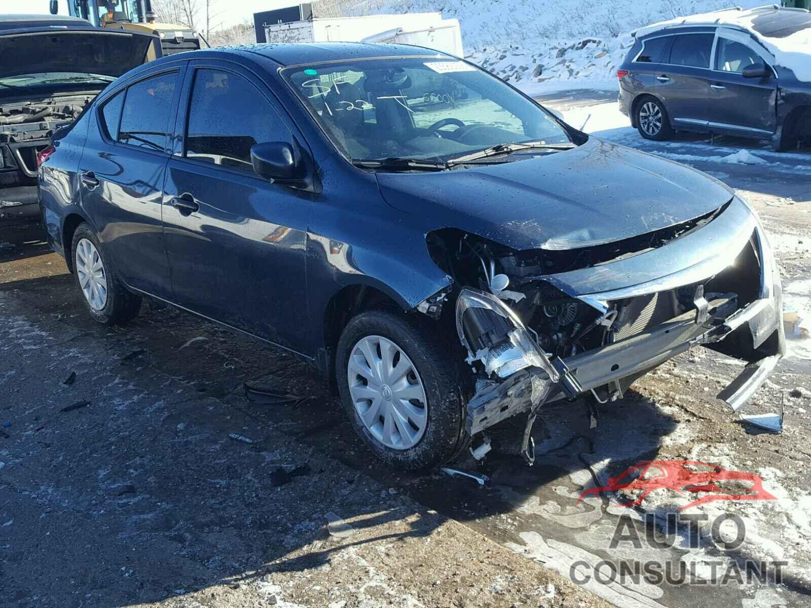 NISSAN VERSA 2017 - 3N1CN7AP8HL818595