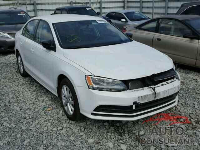 VOLKSWAGEN JETTA 2015 - 3VWD17AJ3FM236658