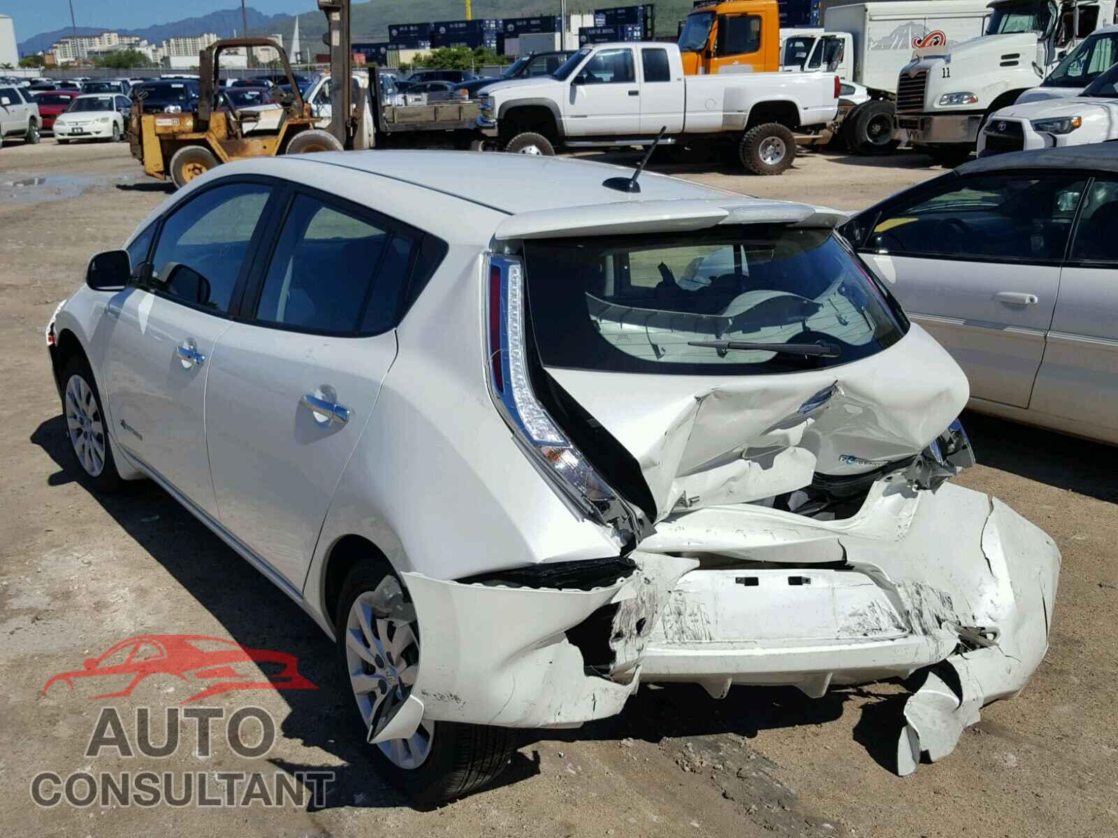 NISSAN LEAF 2017 - 3N1AB7AP0HY311435