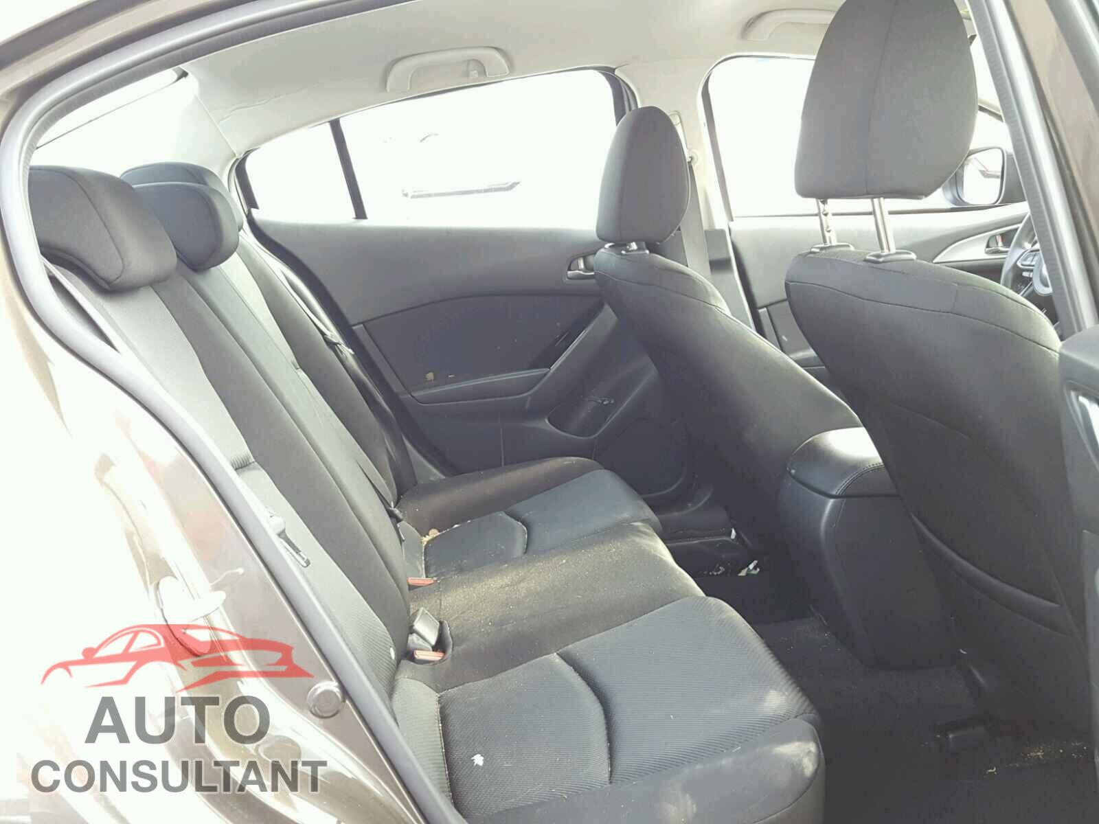 MAZDA 3 2017 - JM1BN1U75H1127680