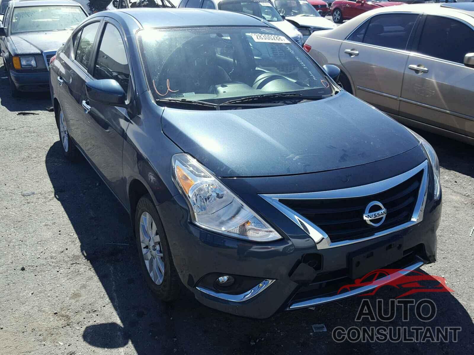 NISSAN VERSA 2017 - 3N1CN7AP8HL867120