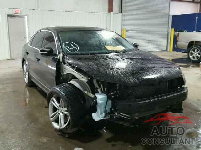 VOLKSWAGEN PASSAT 2015 - 1VWCV7A38FC056983