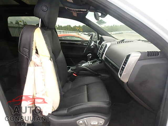 PORSCHE CAYENNE 2015 - WP1AB2A22FLA56425