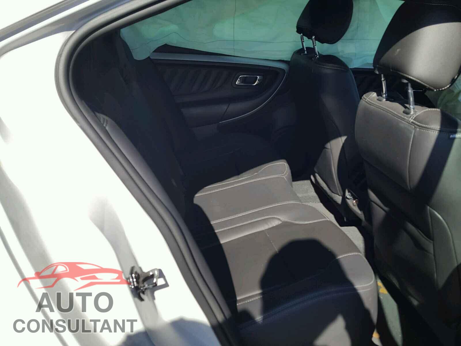 FORD TAURUS 2016 - 1FAHP2E83GG149874