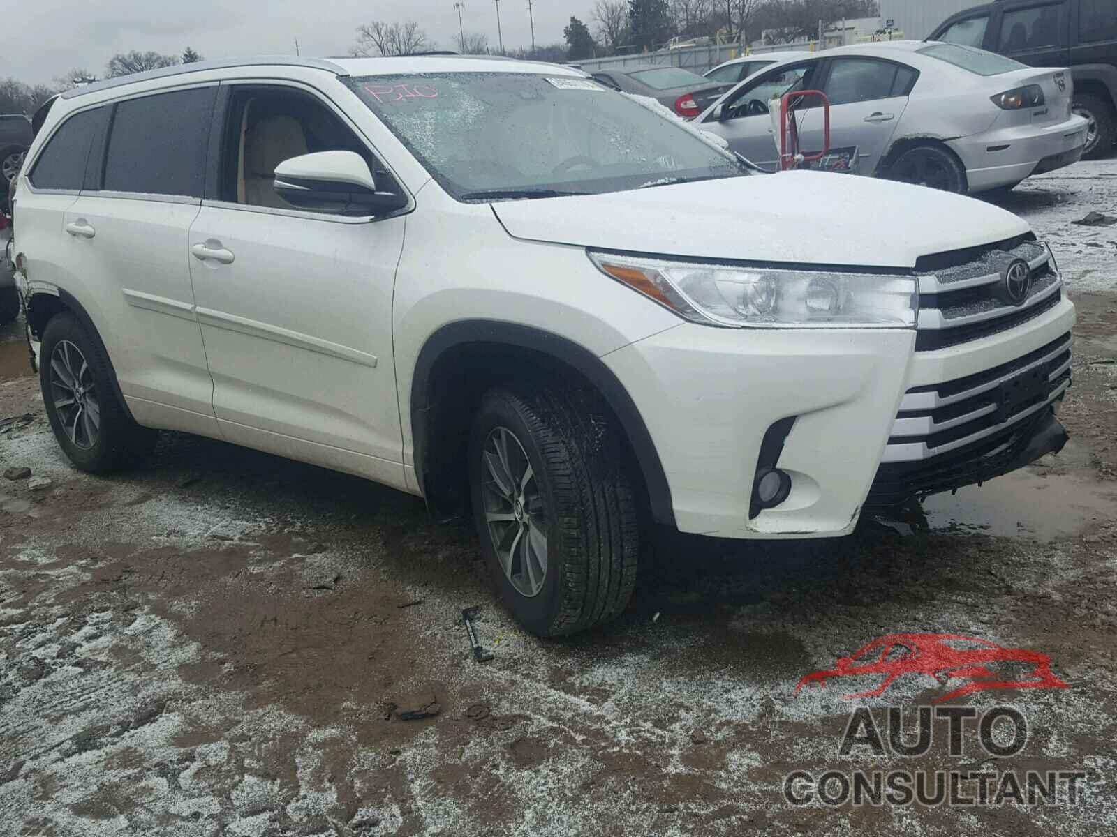 TOYOTA HIGHLANDER 2018 - 5TDJZRFH3JS815240