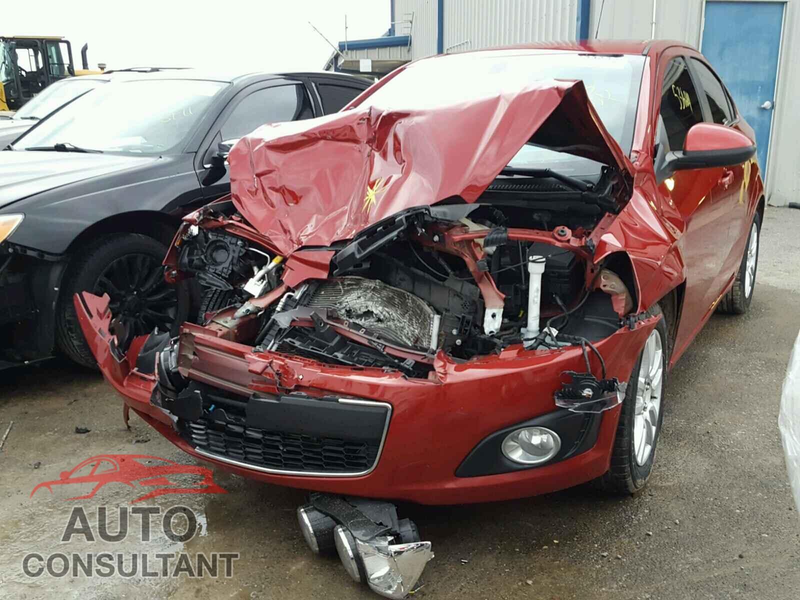 CHEVROLET SONIC 2015 - 1G1JC5SH9F4141011