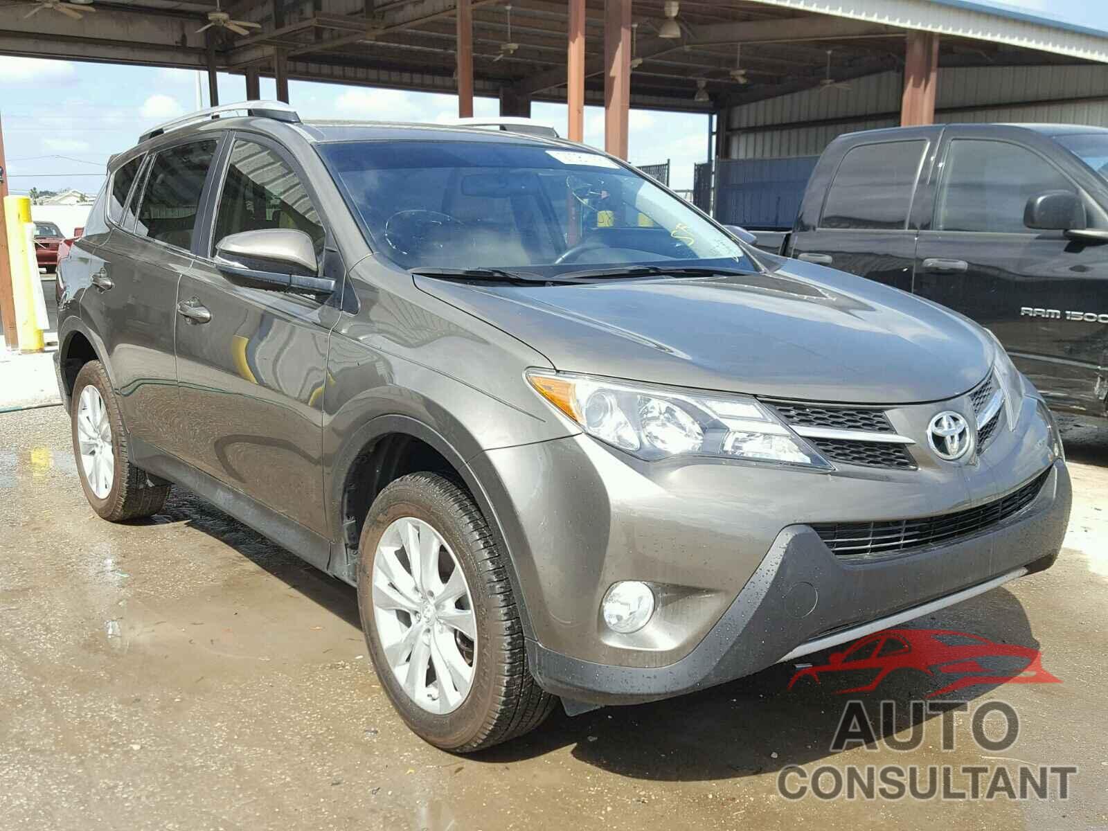 TOYOTA RAV4 2015 - JTMYFREV5FD067611