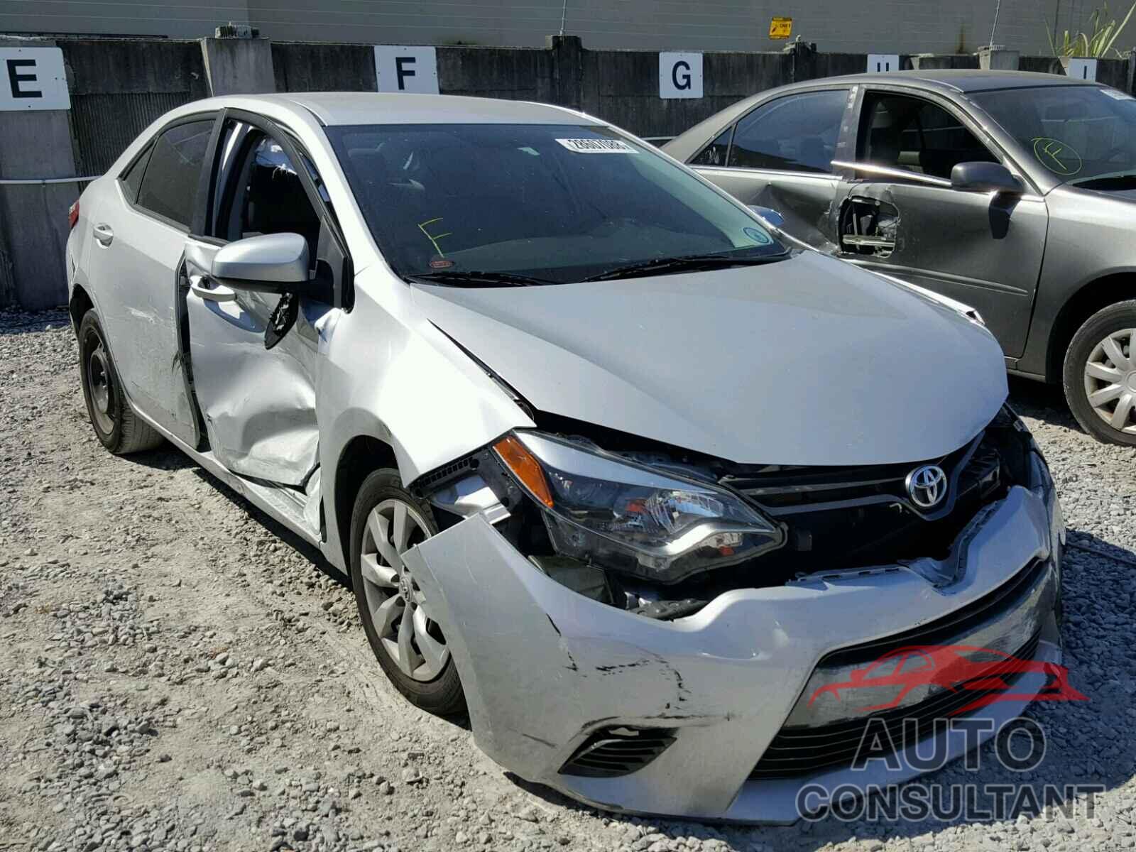 TOYOTA COROLLA 2015 - 2T1BURHEXFC389777