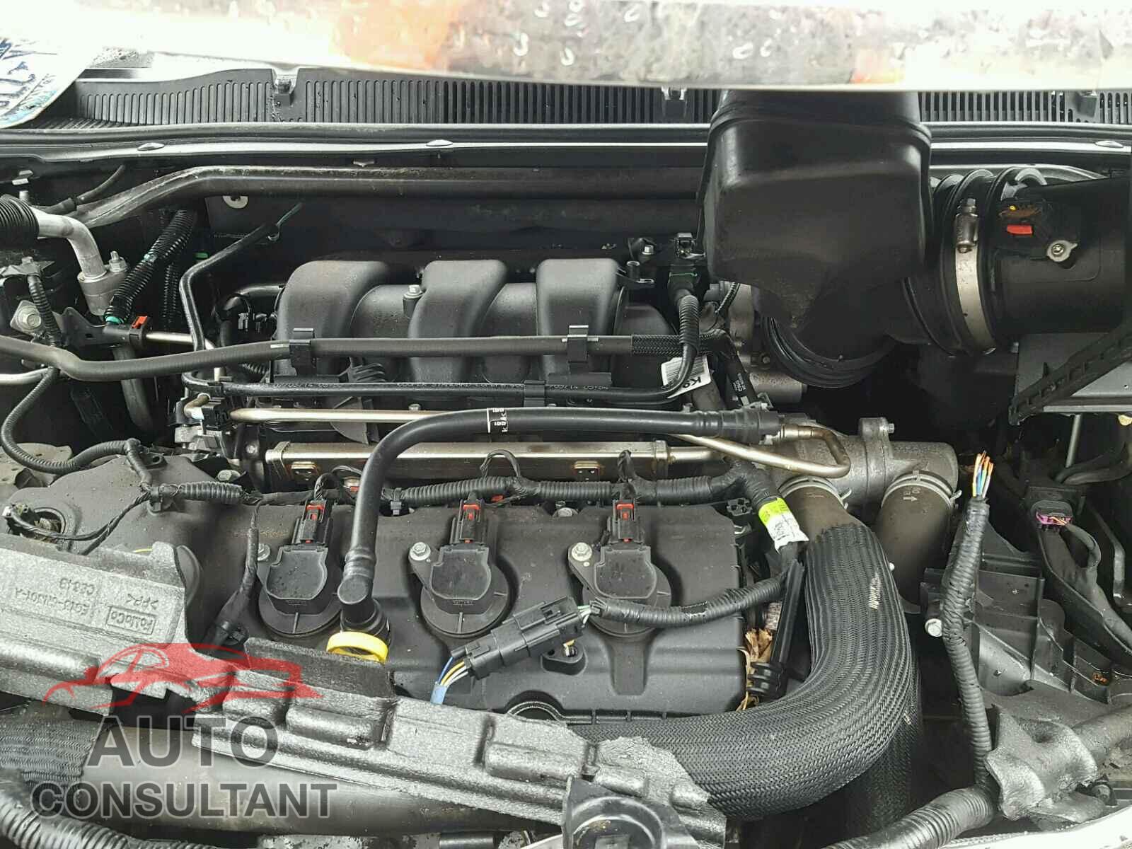 FORD TAURUS 2015 - 1FAHP2E89FG120605