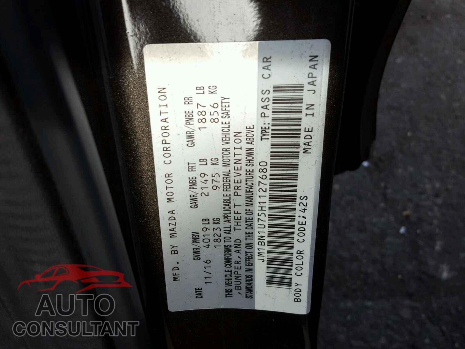 MAZDA 3 2017 - JM1BN1U75H1127680