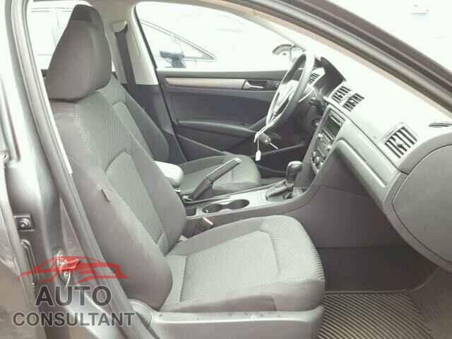 VOLKSWAGEN PASSAT 2013 - 1VWAP7A32DC075494
