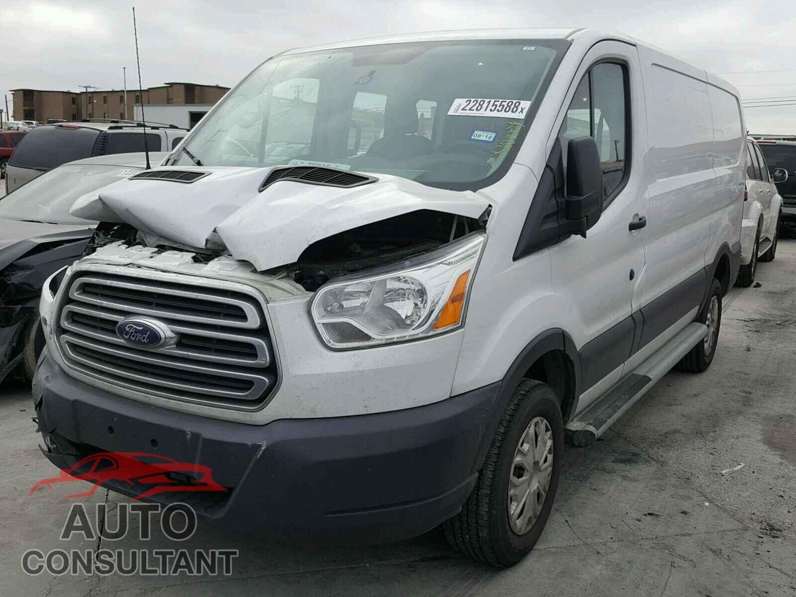 FORD TRANSIT CO 2015 - 1FTNR1ZM2FKA77019