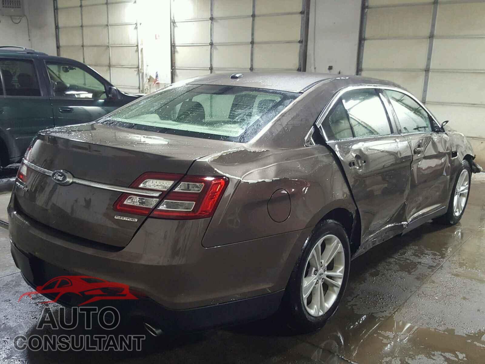 FORD TAURUS 2015 - 1FAHP2D86FG154695