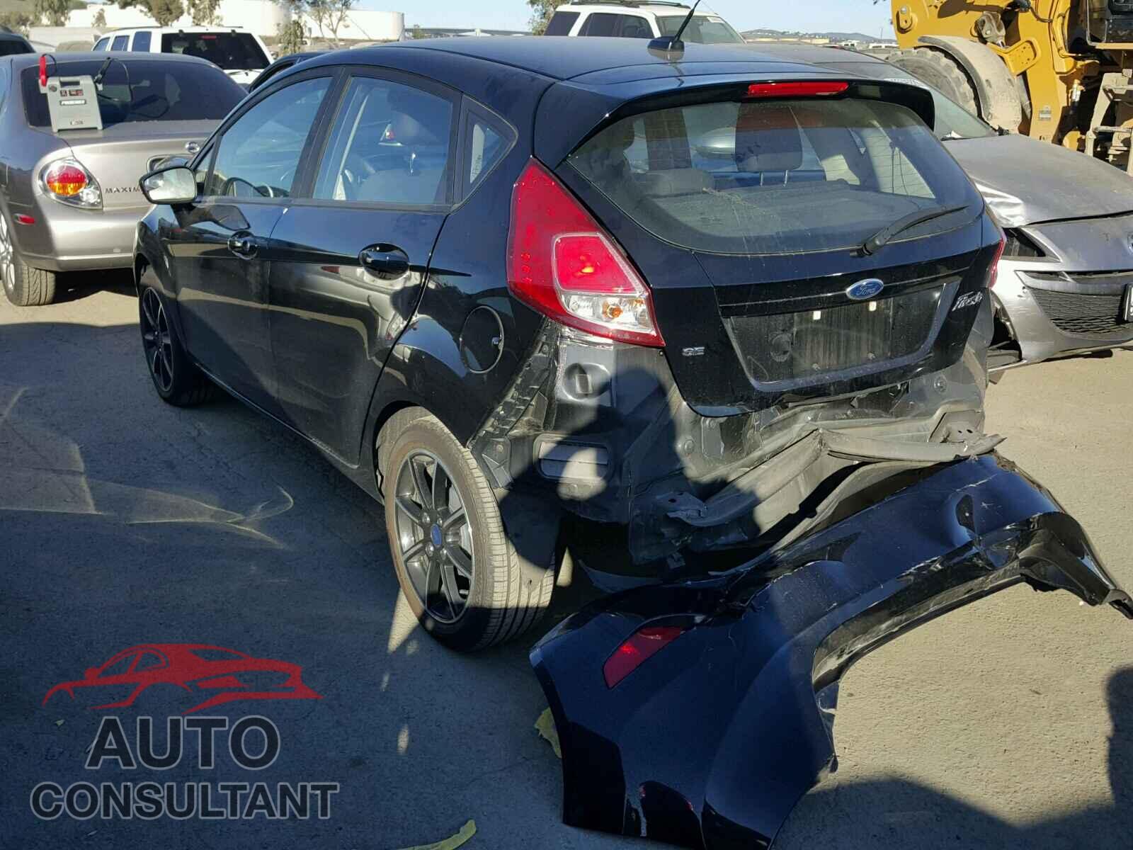 FORD FIESTA 2016 - 3FADP4EJXGM120293