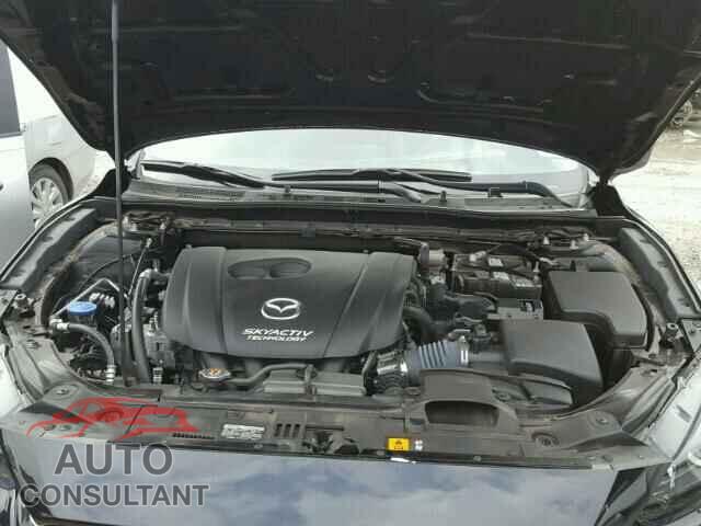 MAZDA 3 2017 - 3MZBN1U76HM157612