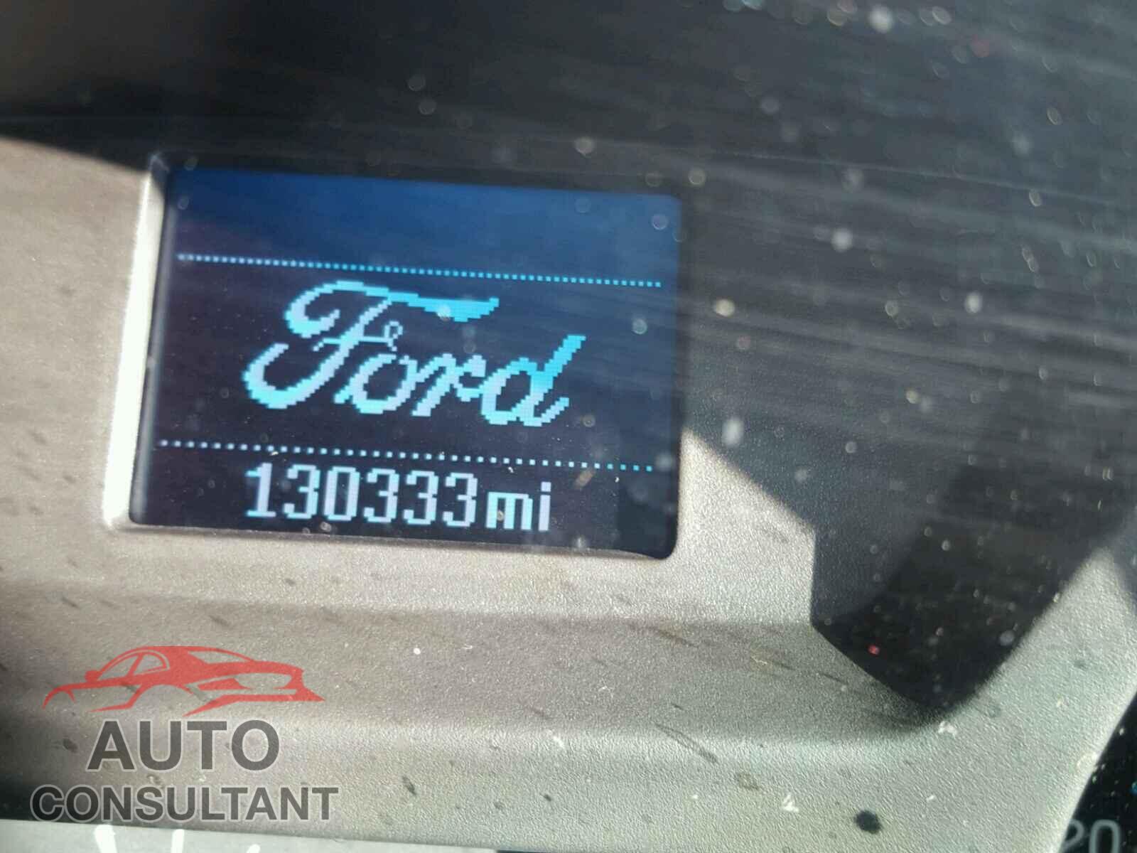 FORD TRANSIT CO 2017 - 1FTYE1ZM4HKA17268