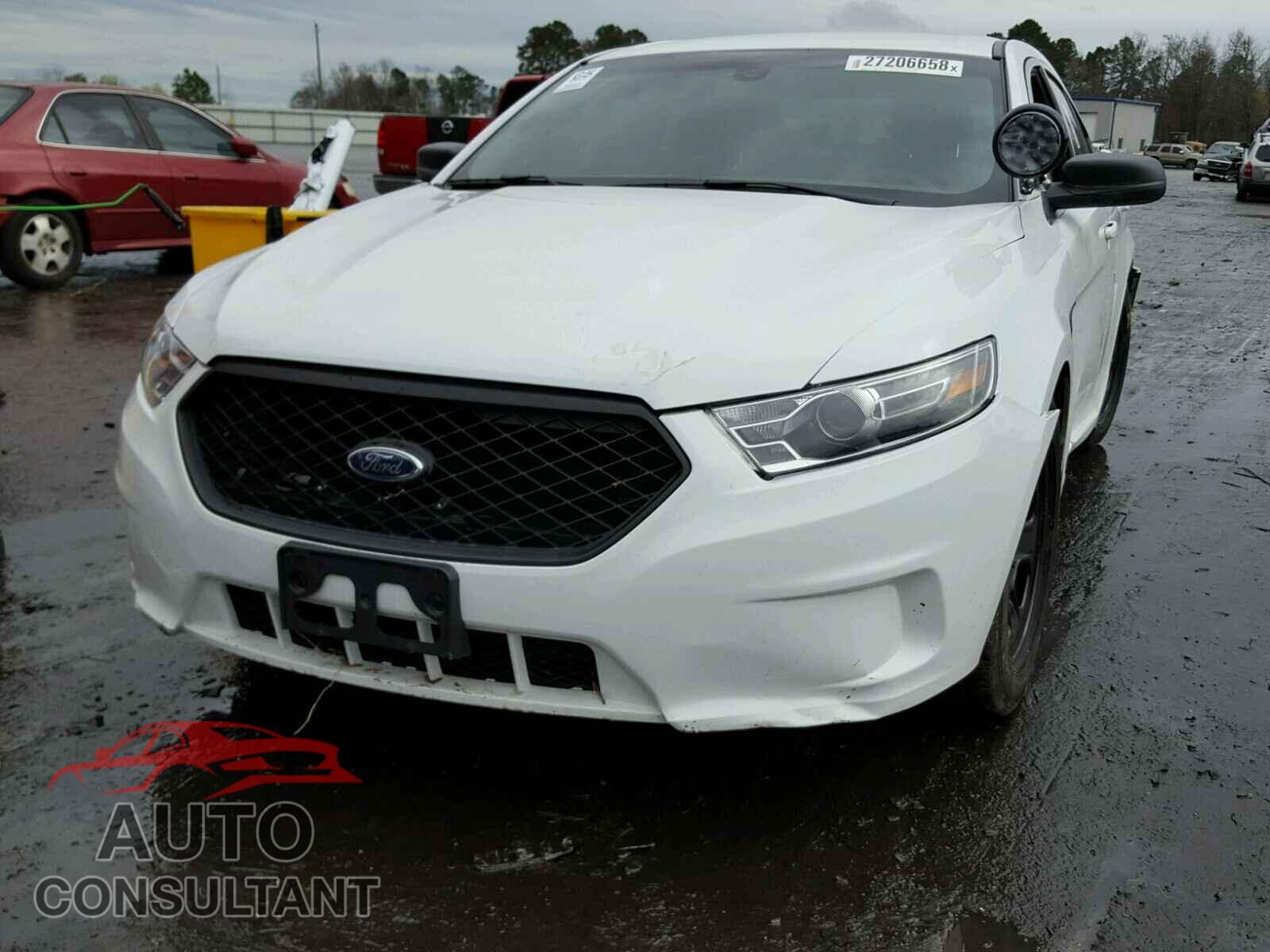 FORD TAURUS 2017 - 1FAHP2L80HG100331