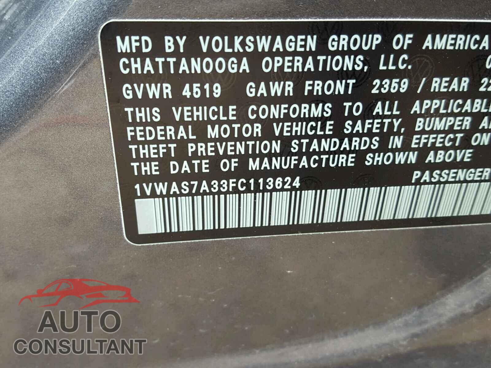 VOLKSWAGEN PASSAT 2015 - 1VWAS7A33FC113624
