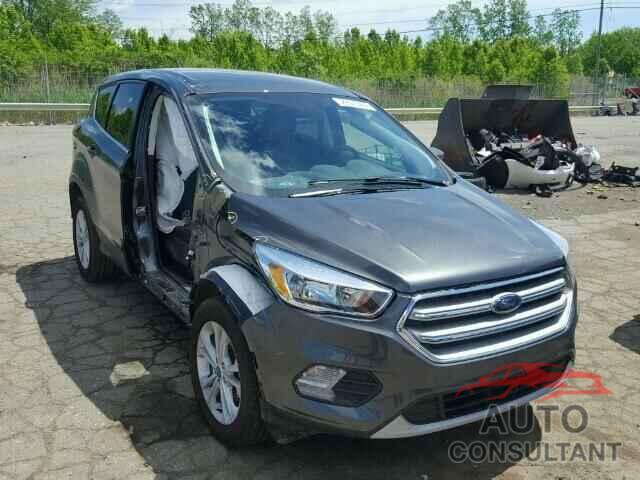FORD ESCAPE 2017 - 1FMCU0GDXHUD26365