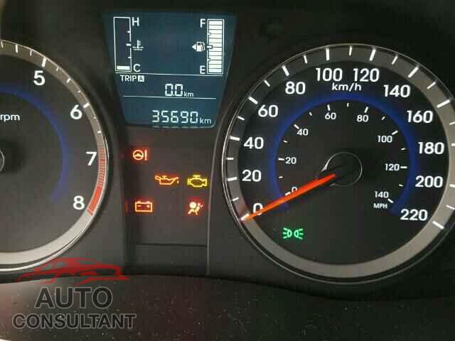 HYUNDAI ACCENT 2016 - KMHCT5AE0GU256830