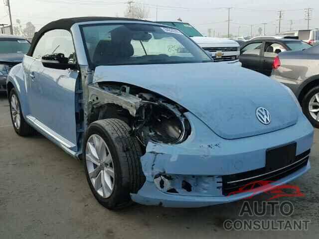 VOLKSWAGEN BEETLE 2015 - 3VW5A7AT9FM818012