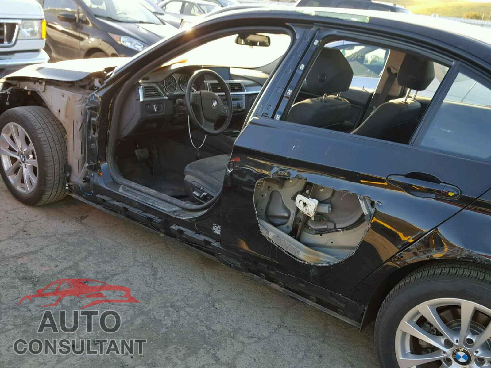 BMW 3 SERIES 2016 - WBA8E1G57GNT34466