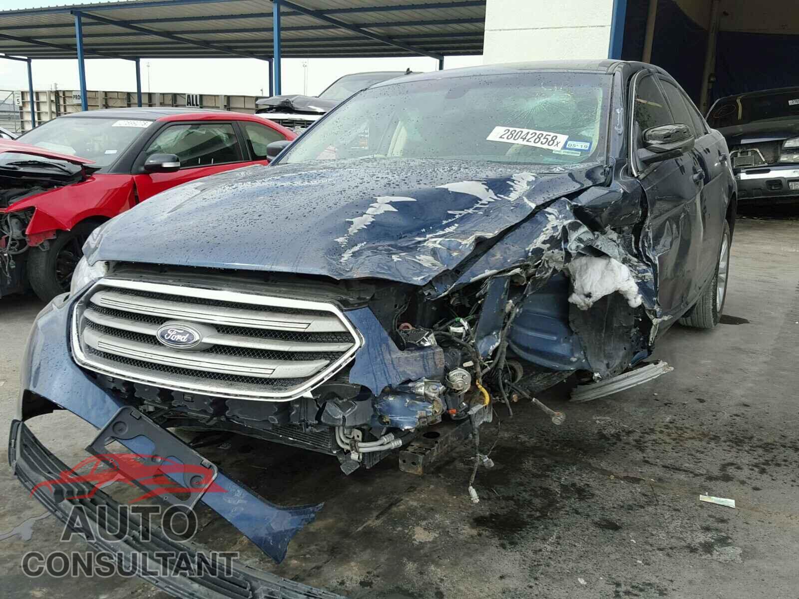 FORD TAURUS 2017 - 1FAHP2D95HG110649