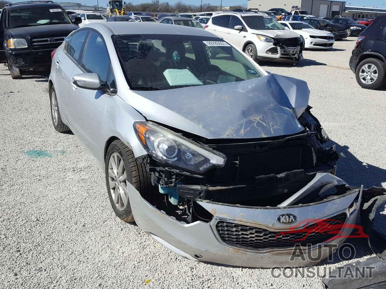 KIA FORTE 2016 - KNAFX4A62G5437914