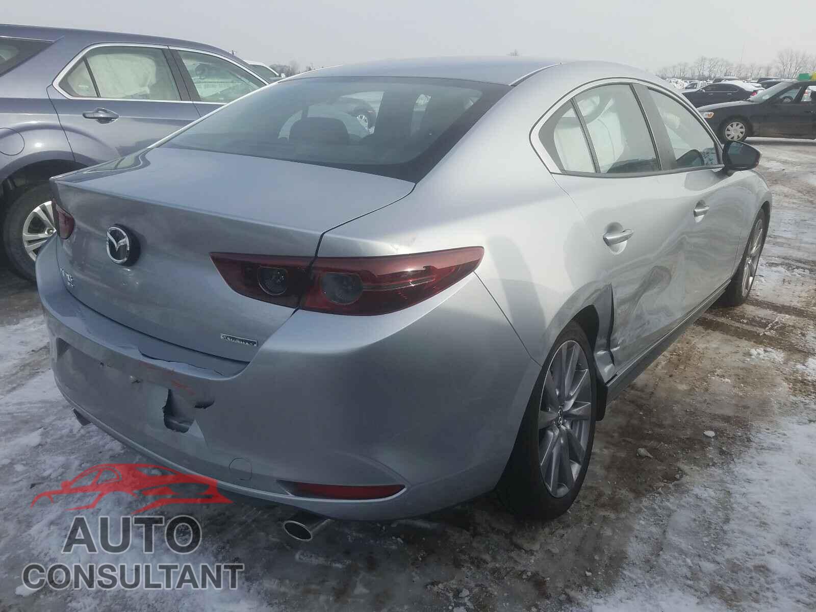 MAZDA 3 2019 - JM1BPBAM5K1120018