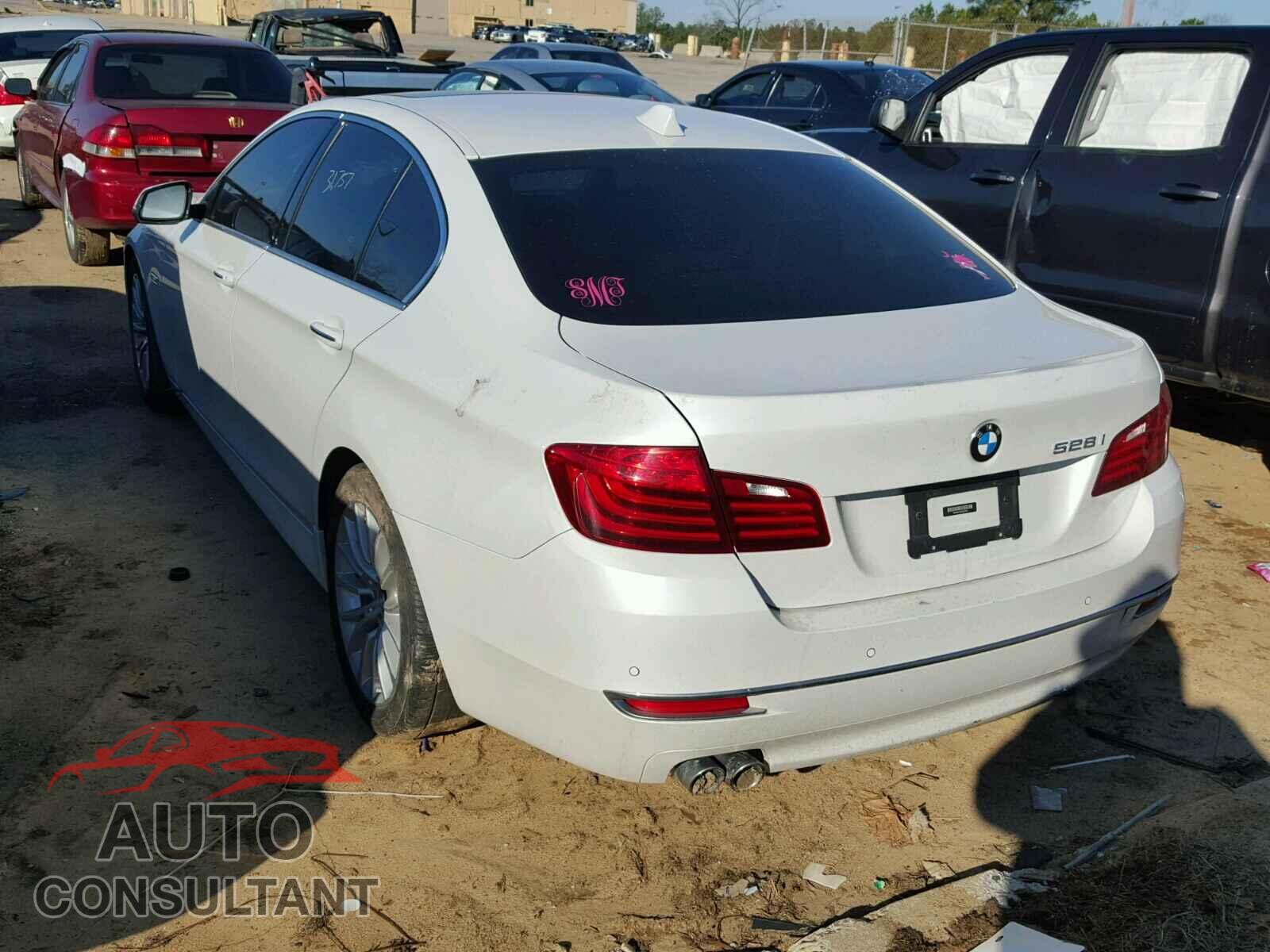 BMW 5 SERIES 2016 - WBA5A5C5XGG351908