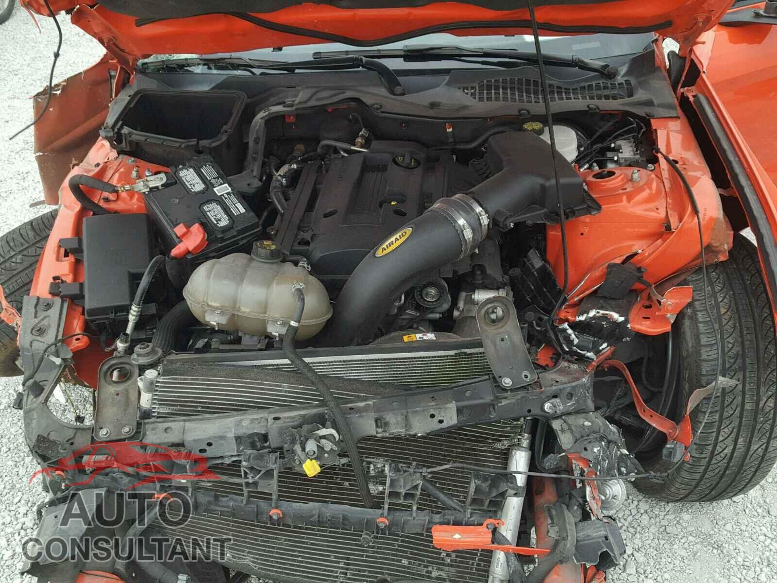 FORD MUSTANG 2015 - 1FA6P8TH5F5318395