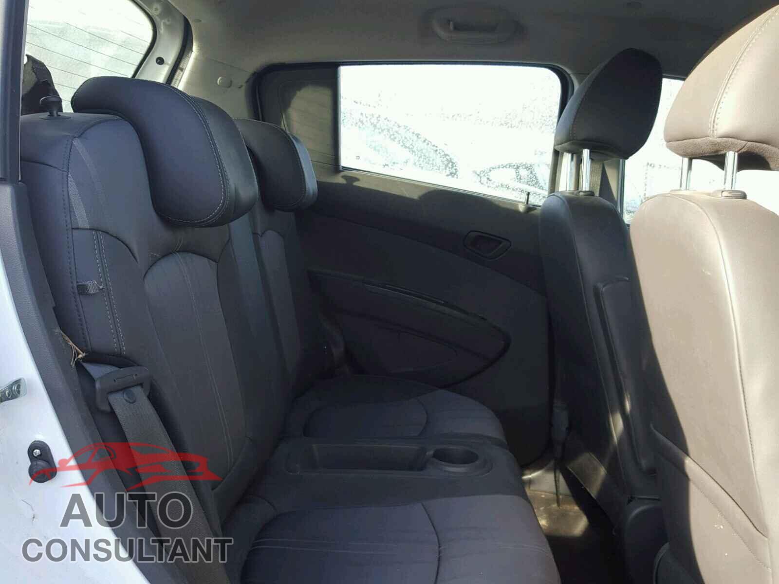 CHEVROLET SPARK 2015 - KL8CA6S99FC711317