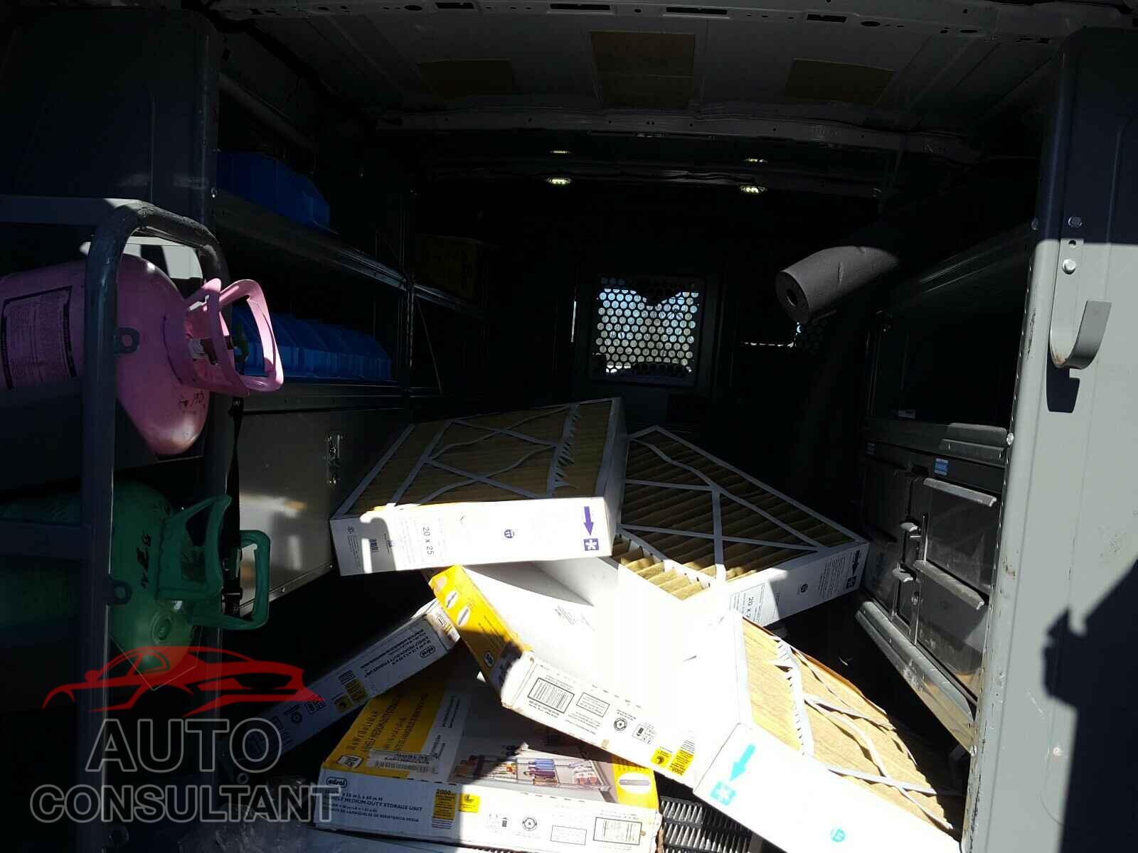 FORD TRANSIT CO 2017 - 1FTYR2YM1HKA28773