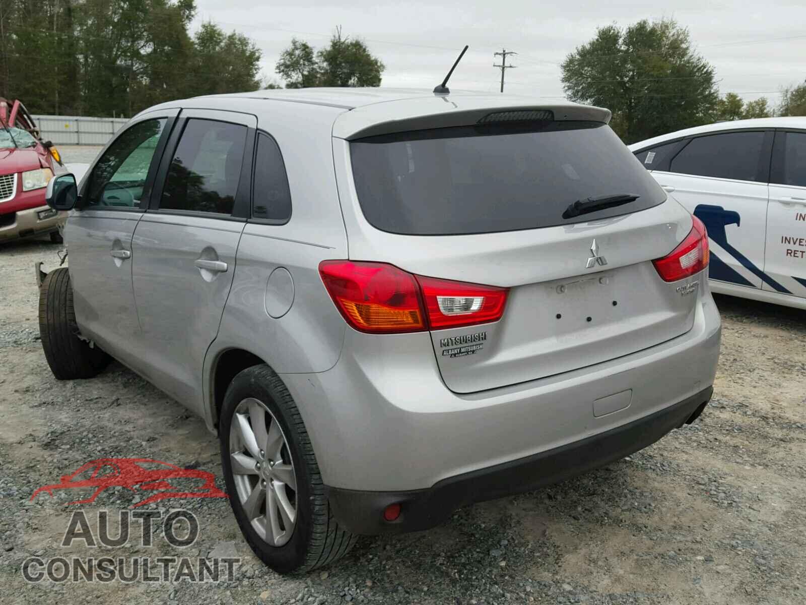 MITSUBISHI OUTLANDER 2015 - 4A4AP3AU2FE053371