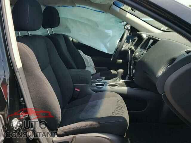 NISSAN PATHFINDER 2016 - KNMAT2MV0HP607063