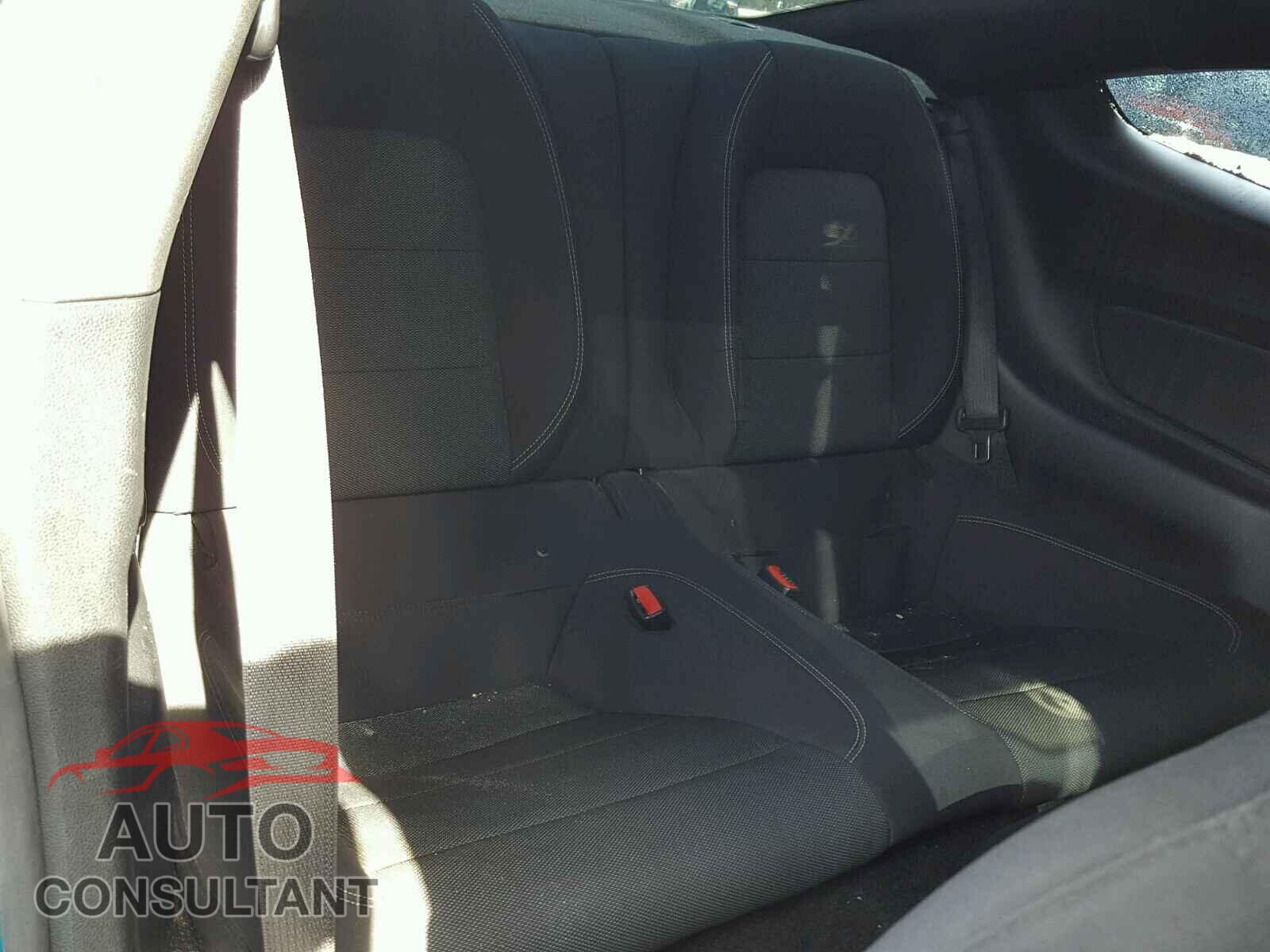 FORD MUSTANG 2015 - 1FA6P8AM2F5429762
