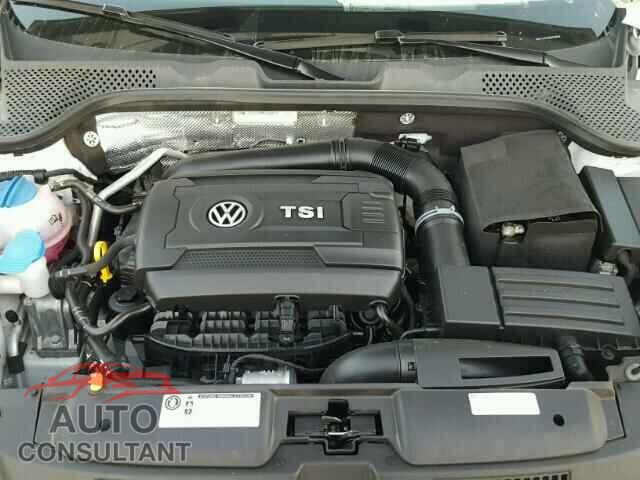 VOLKSWAGEN BEETLE 2017 - 3VWF17AT6HM628059