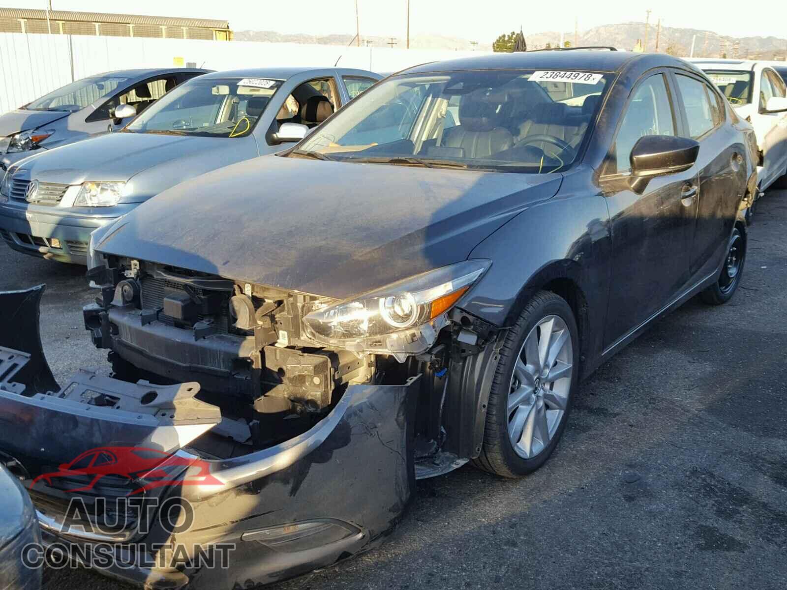 MAZDA 3 2017 - 3MZBN1V7XHM123249