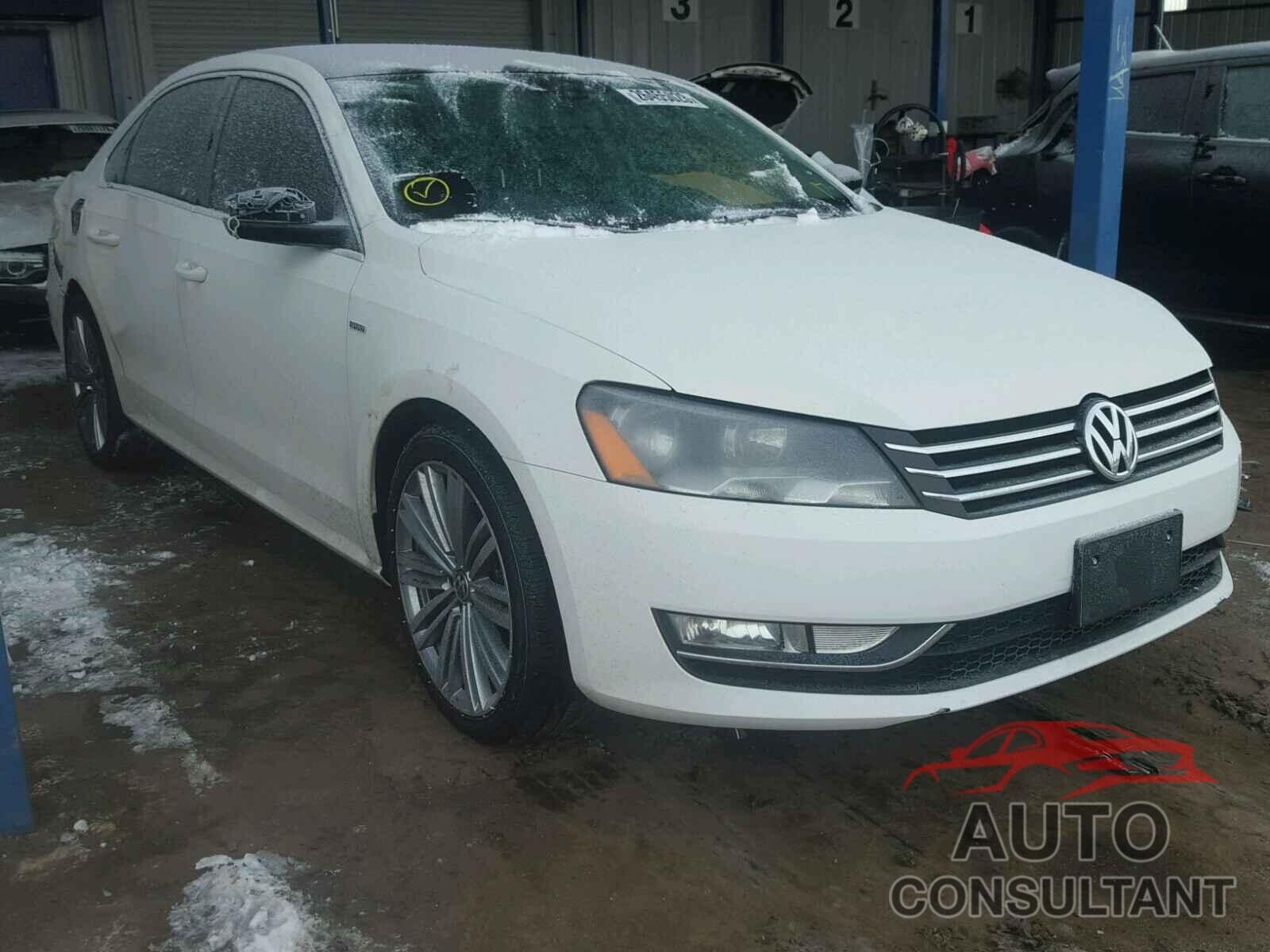 VOLKSWAGEN PASSAT 2015 - 1VWBT7A36FC006603