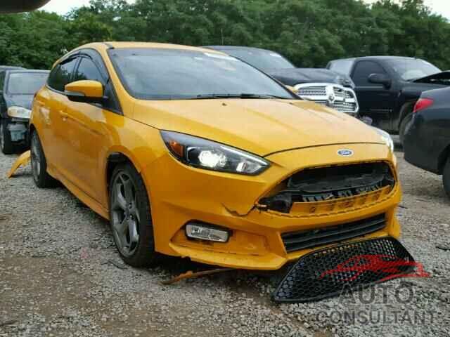 FORD FOCUS 2015 - 1FADP3L98FL363538