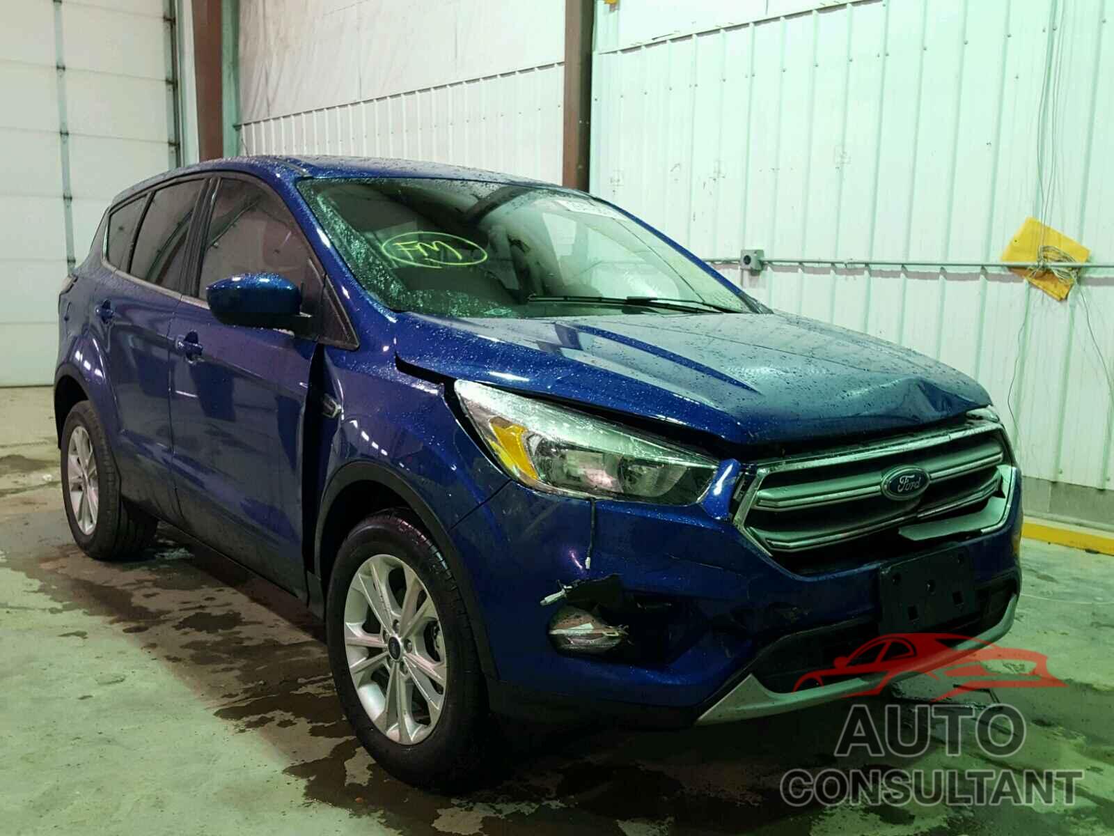 FORD ESCAPE 2017 - 1FMCU0GD0HUE47275