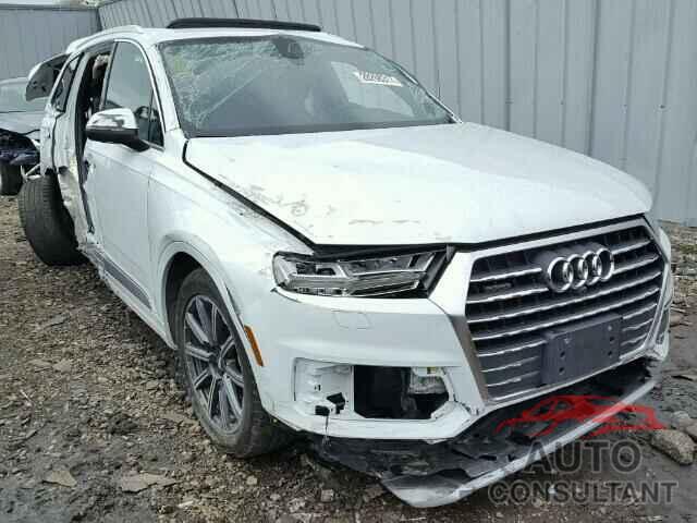 AUDI Q7 2017 - WA1LAAF71HD005808