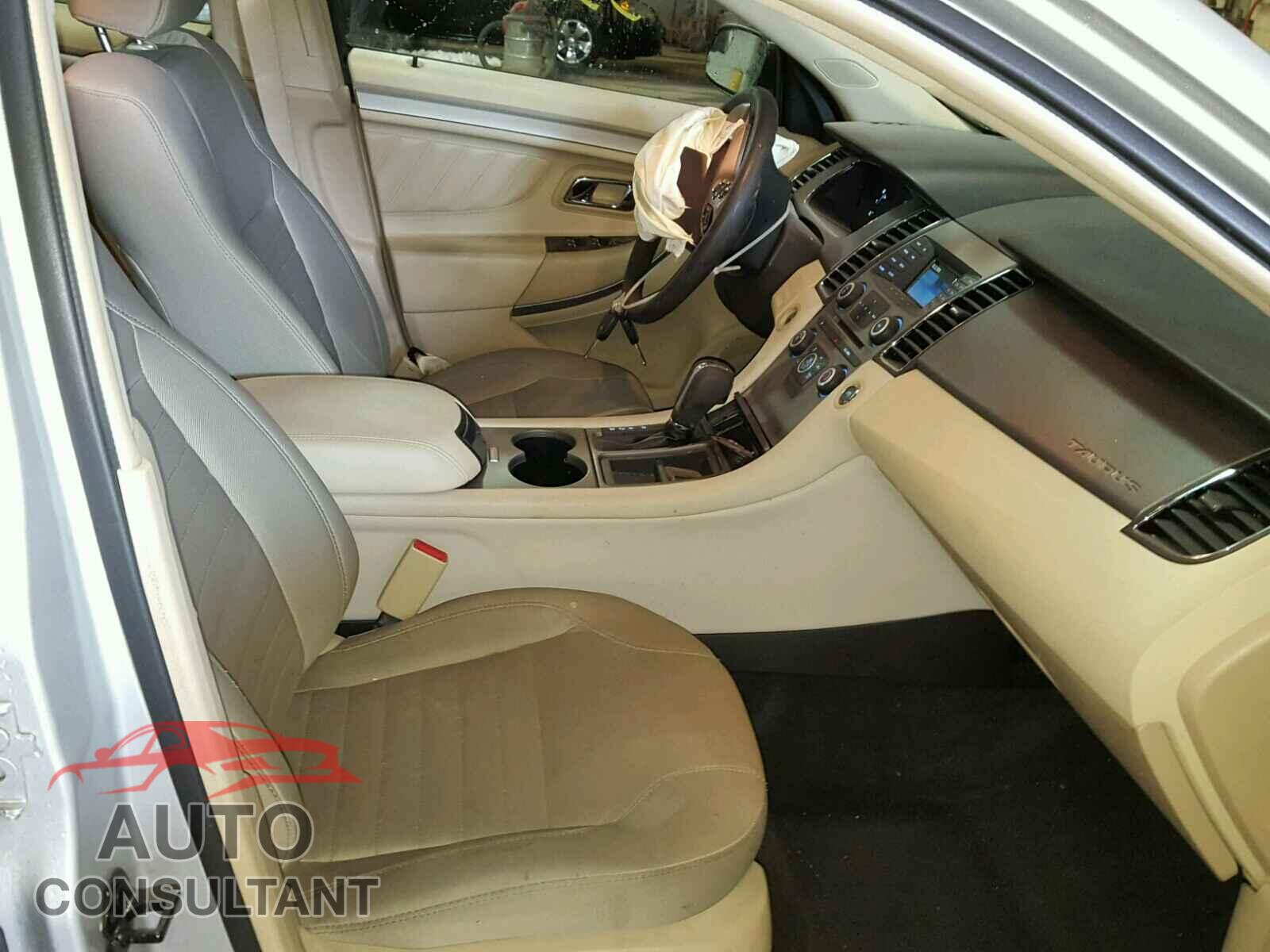 FORD TAURUS 2016 - 1FAHP2D8XGG142986