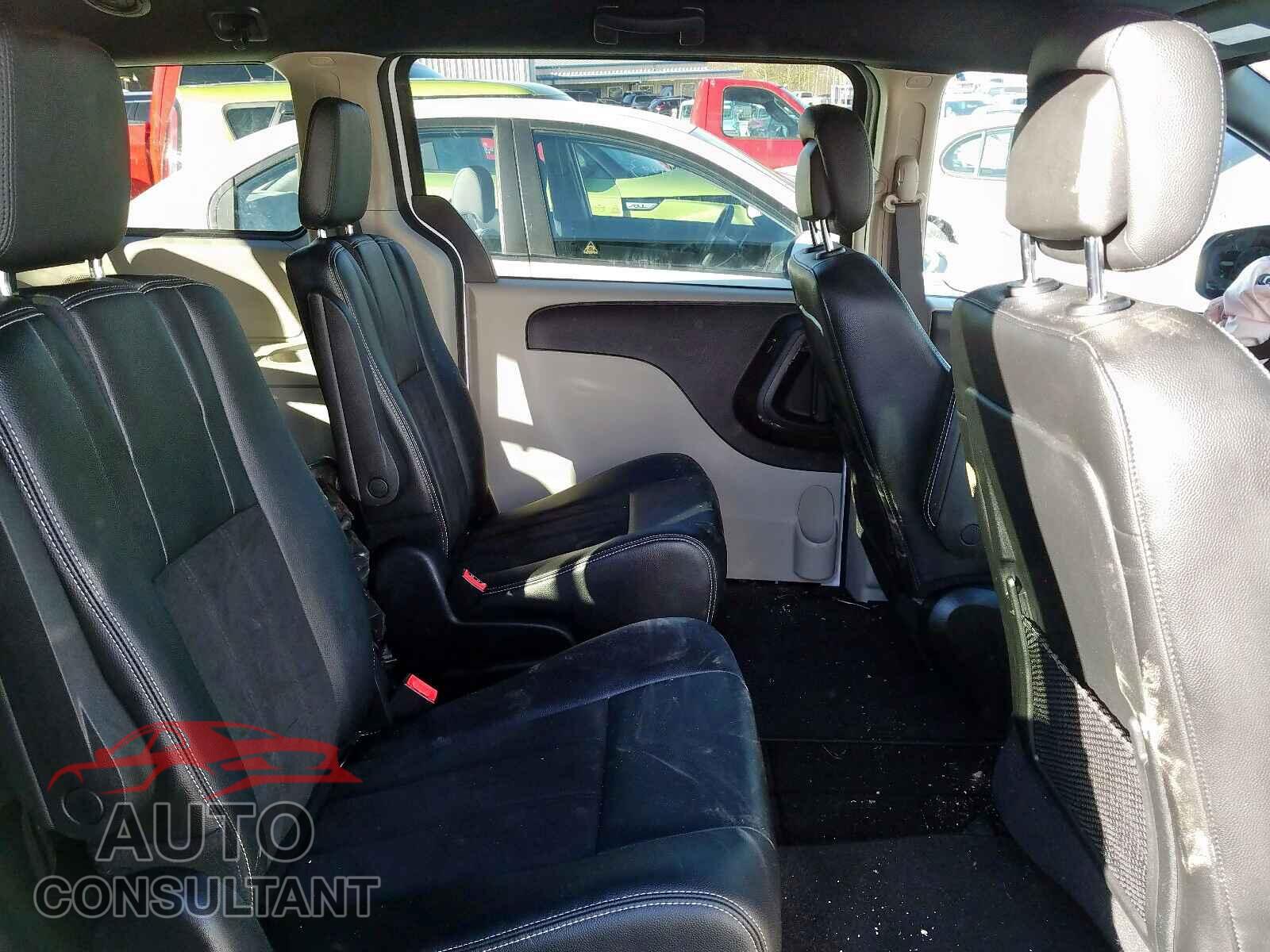 DODGE CARAVAN 2019 - 5YFEPMAE0MP235500