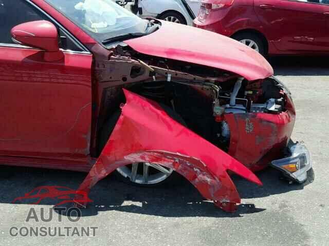 LEXUS CT 200 2015 - JTHKD5BH9F2228295