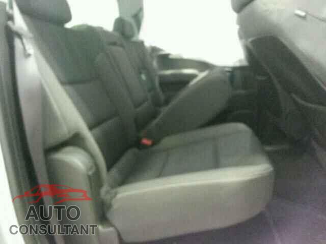 CHEVROLET SILVERADO 2015 - 3KPC24A66LE112623
