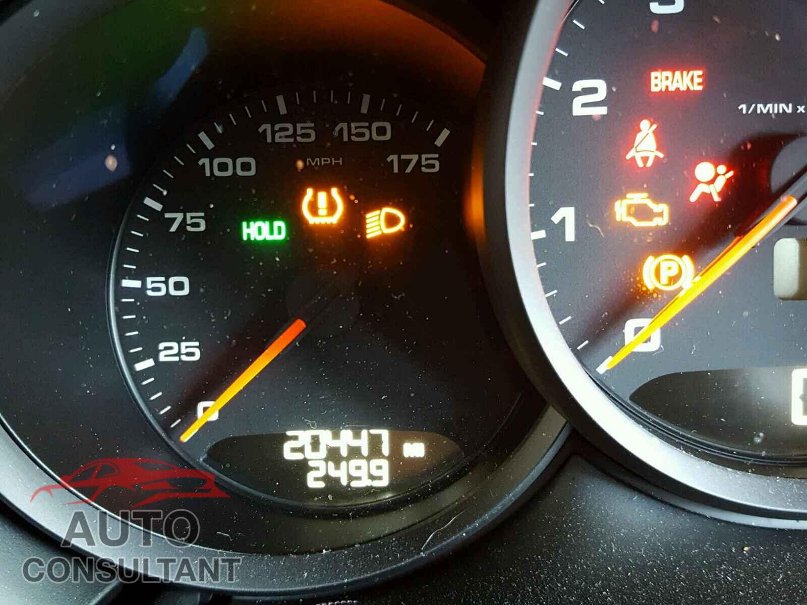 PORSCHE MACAN 2017 - WP1AA2A53HLB01307