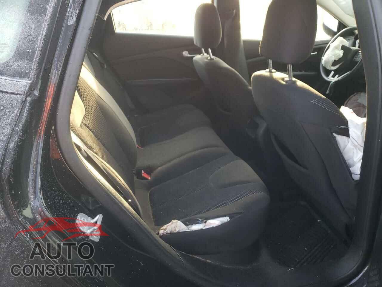 DODGE DART 2016 - 1C3CDFAA7GD682569