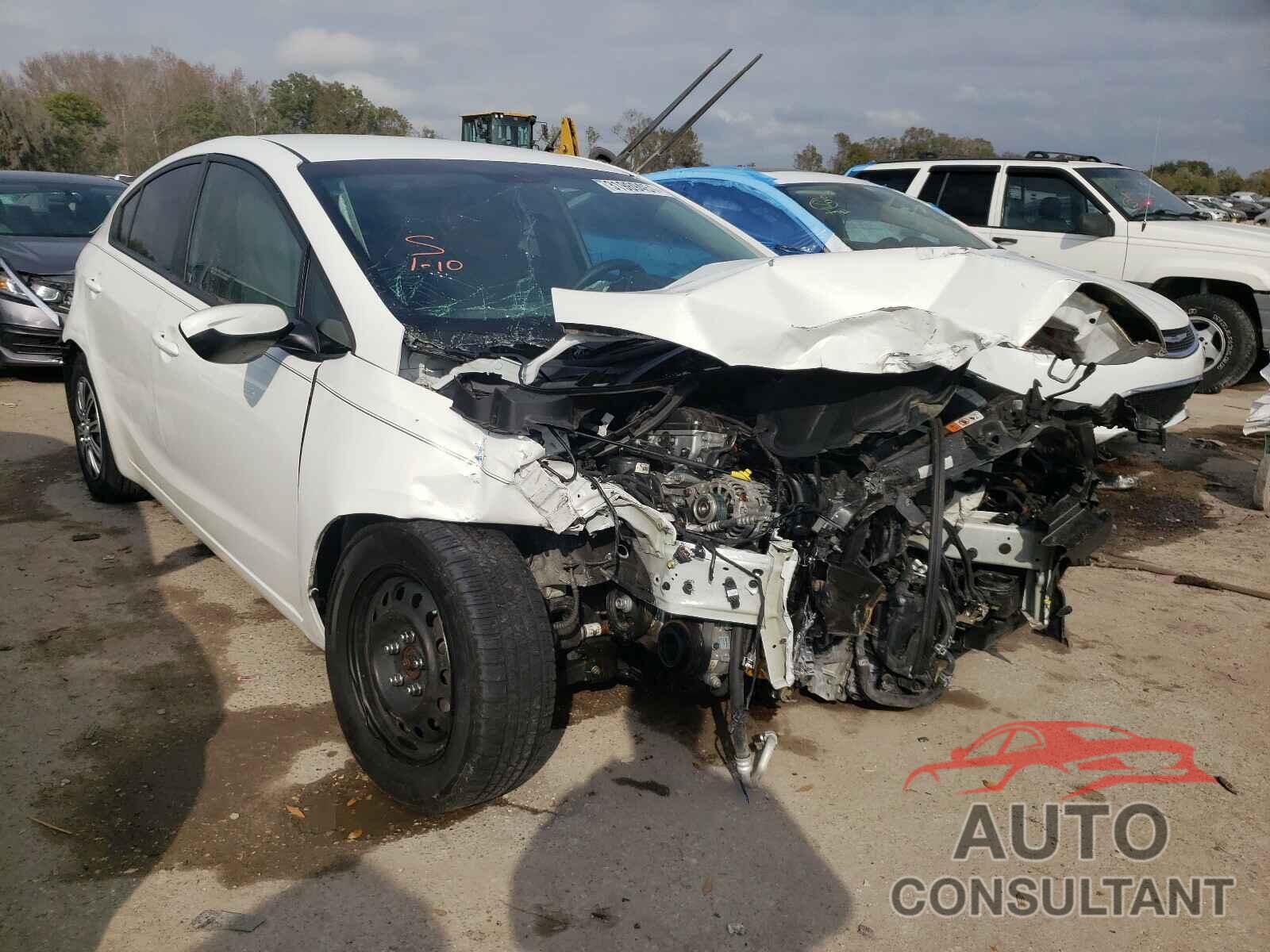 KIA FORTE 2018 - 3KPFK4A74JE180292