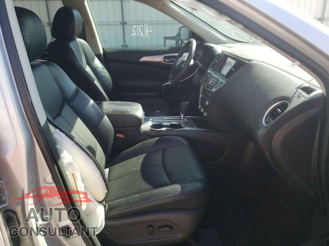 NISSAN PATHFINDER 2017 - 5N1DR2MN2HC904446